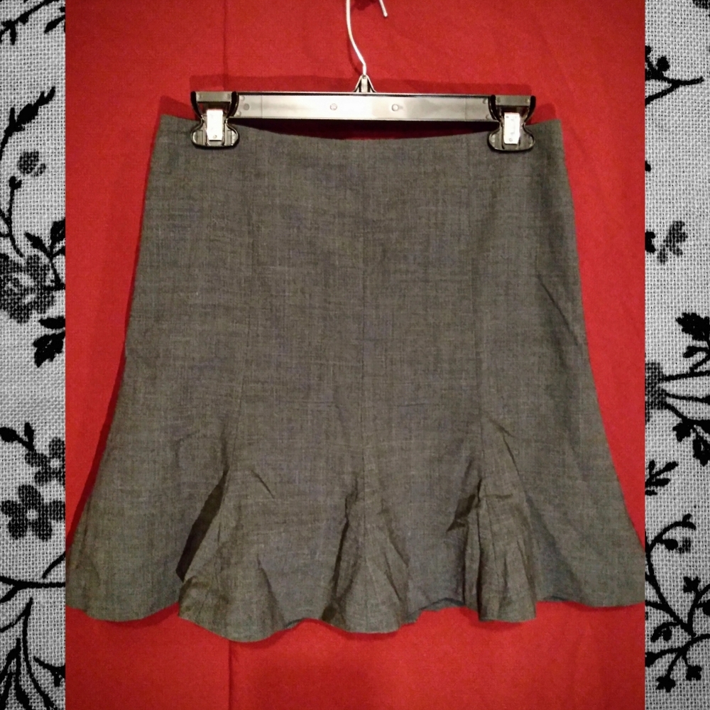 Express short grey wool skirt sz 2